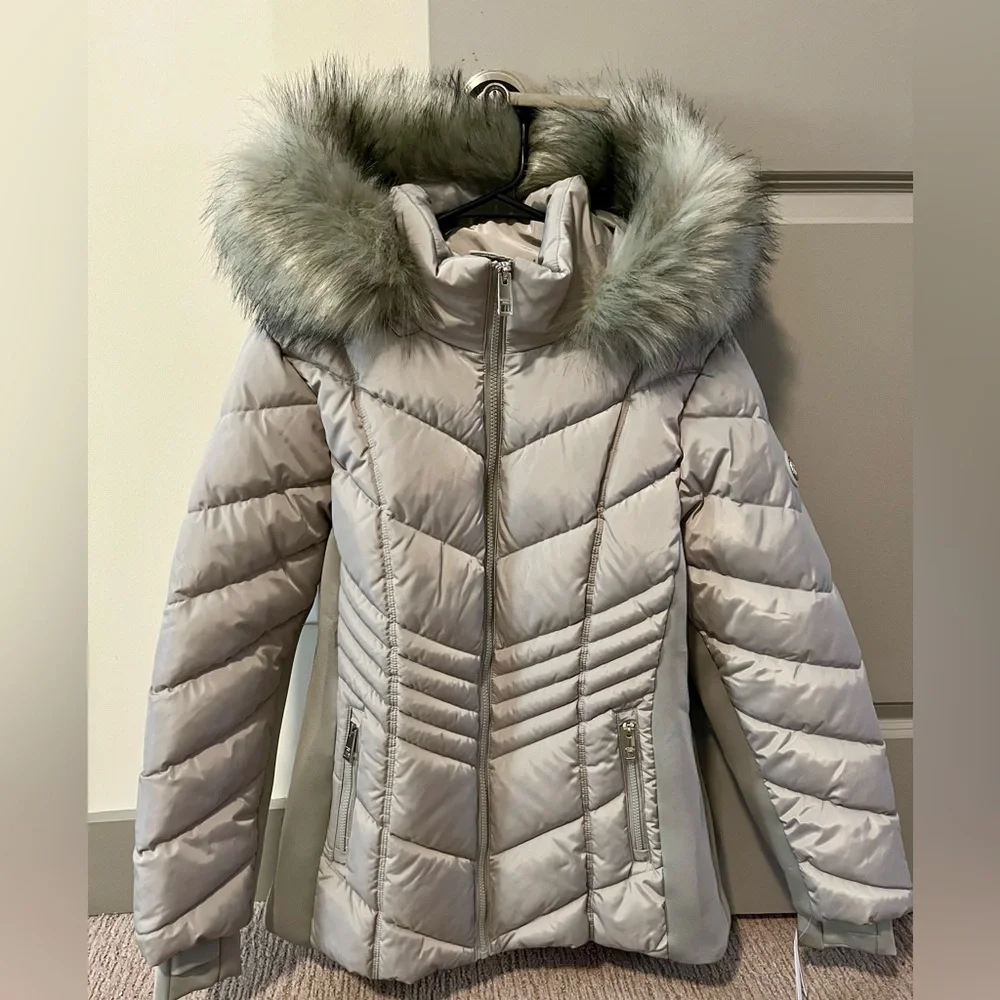 Michael Kors Silver Puffer Jacket with Faux Fur Hood - Picture 1 of 5